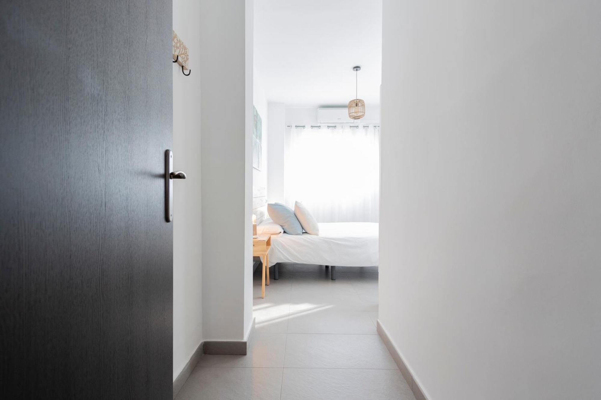 Cabanyal Beach House บาเลนเซีย ภายนอก รูปภาพ